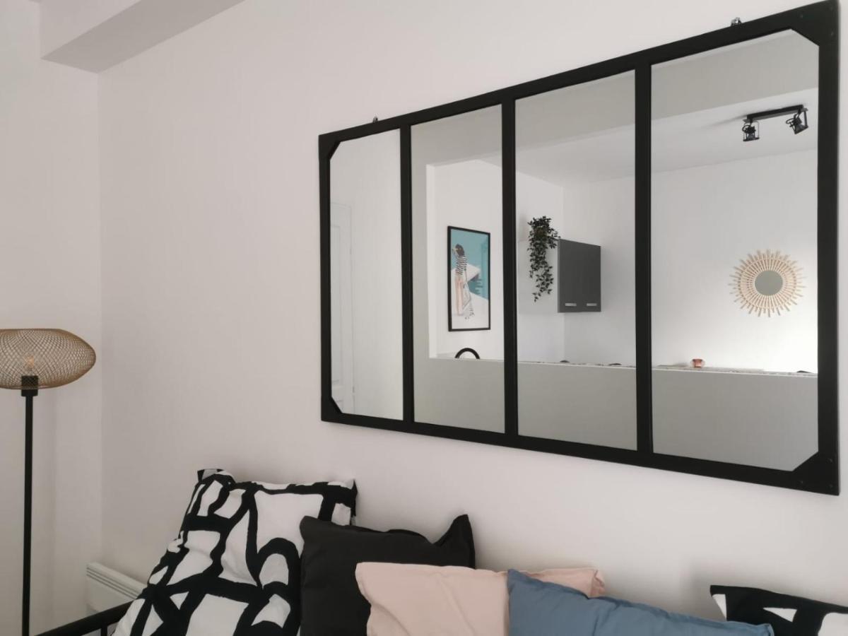 Studio Cosy Et Renove A 2 Pas Gare Reims Centre - Rue Appartement Buitenkant foto