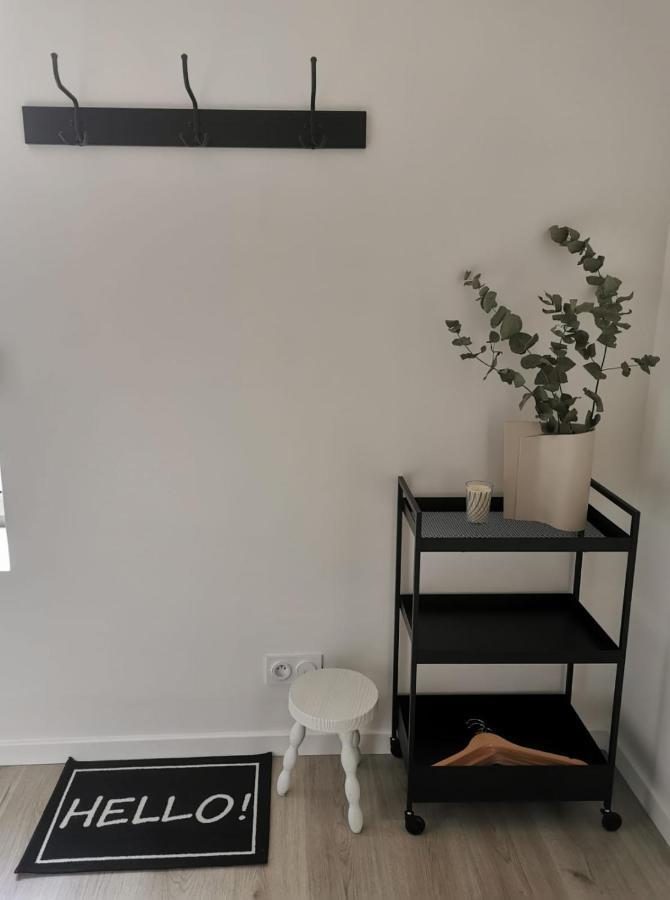 Studio Cosy Et Renove A 2 Pas Gare Reims Centre - Rue Appartement Buitenkant foto